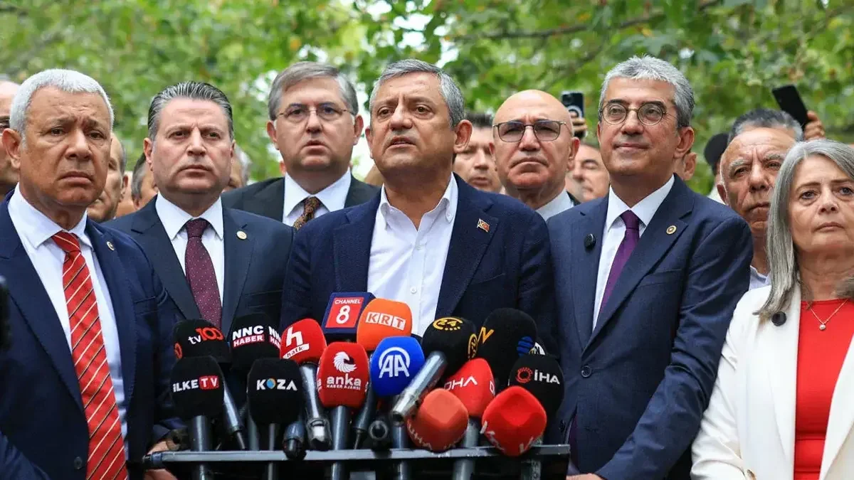 Yeni Parti Kurucuları Kimler?